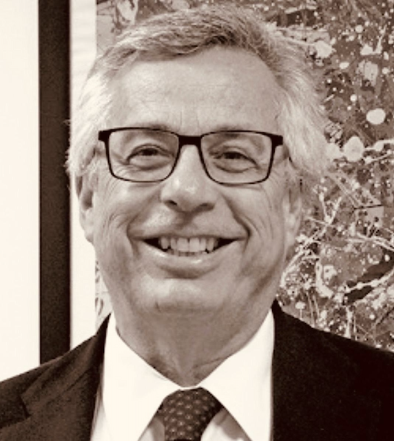 Congratulazioni al Prof. Alberto Siracusano 1